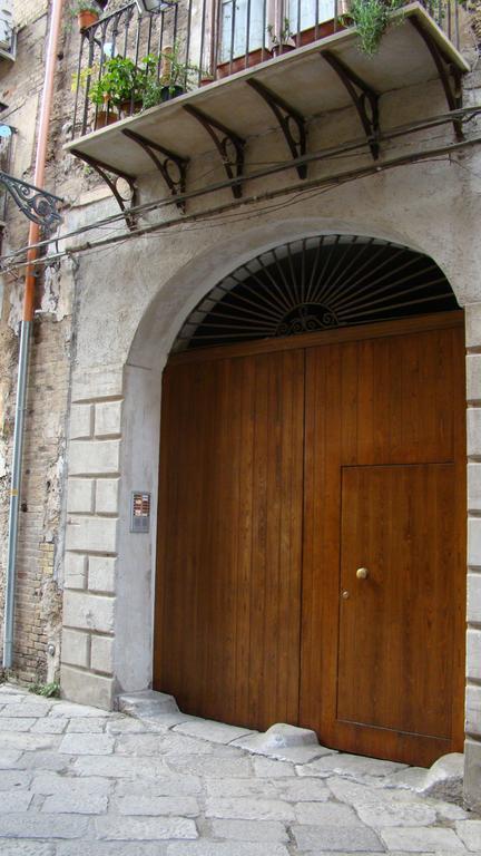 Ferienwohnung A Casa Di Gio Palermo Exterior foto